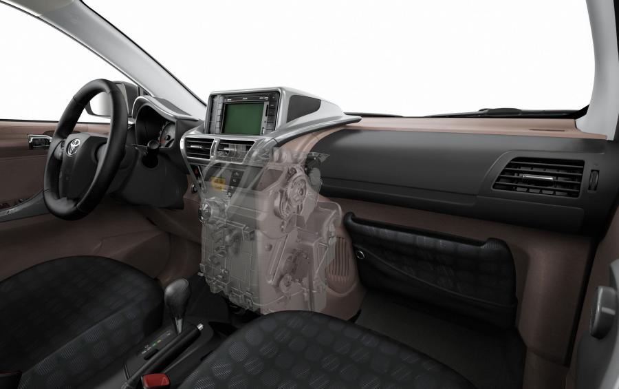  Toyota iQ 2008 года  (фото 59 из 225)